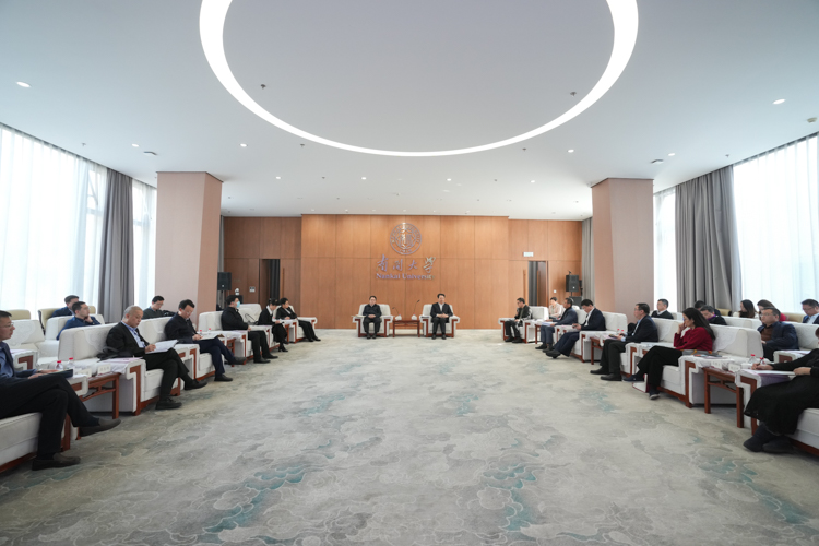 南开上海校友会、南开医疗健康校友会天开高教科技园交流座谈会举行