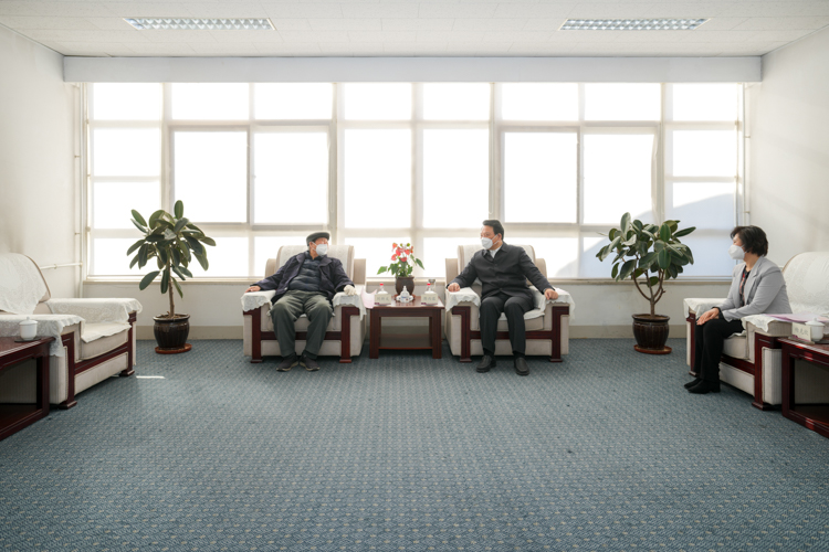刘新文校友捐资百万设立“刘新文研究生奖学金”