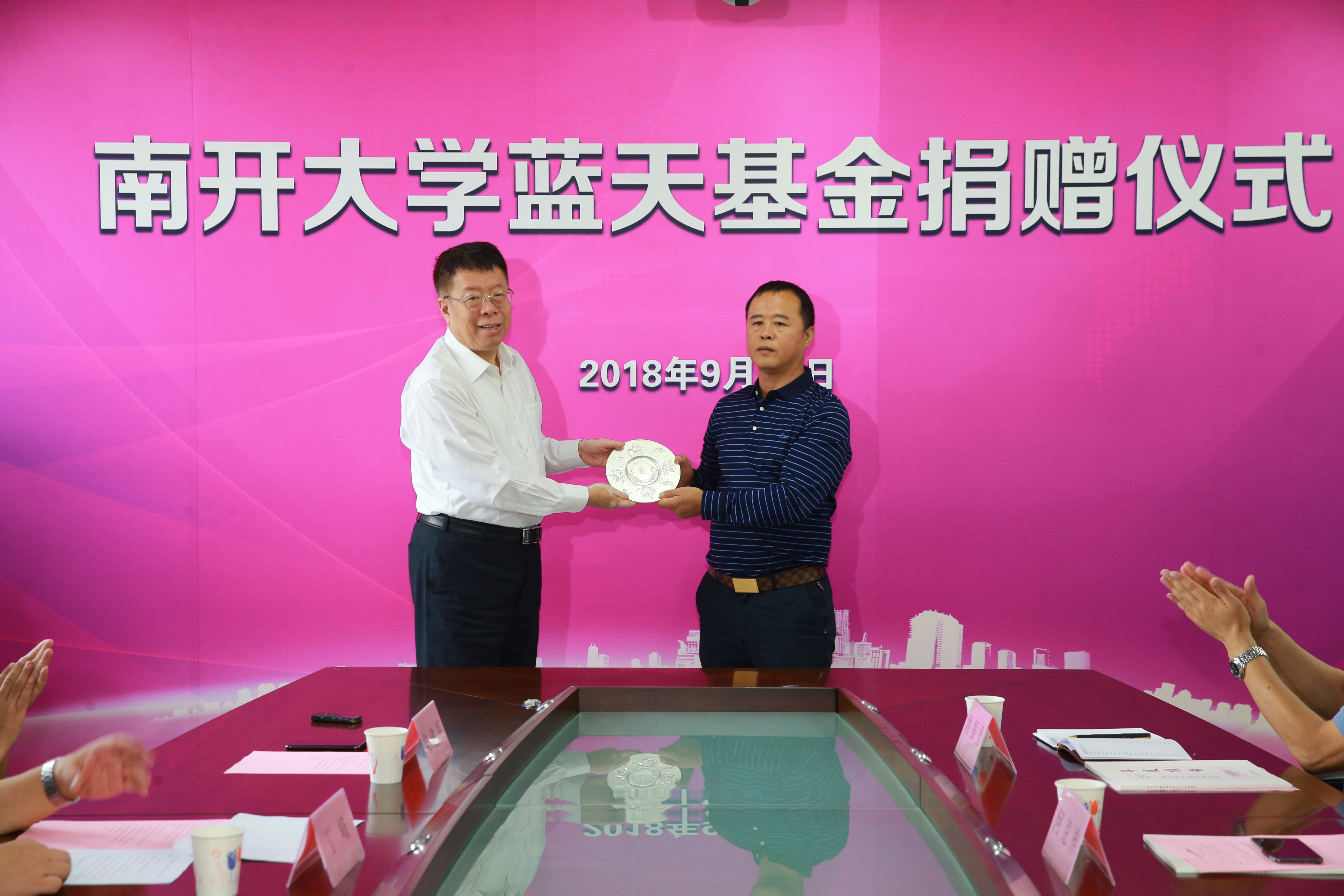 5ba2163b6a3b5.jpg 5ba2163b6a3b5.jpg