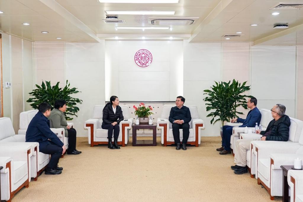 宝盈基金官网泰康奖学金颁发仪式顺利举行